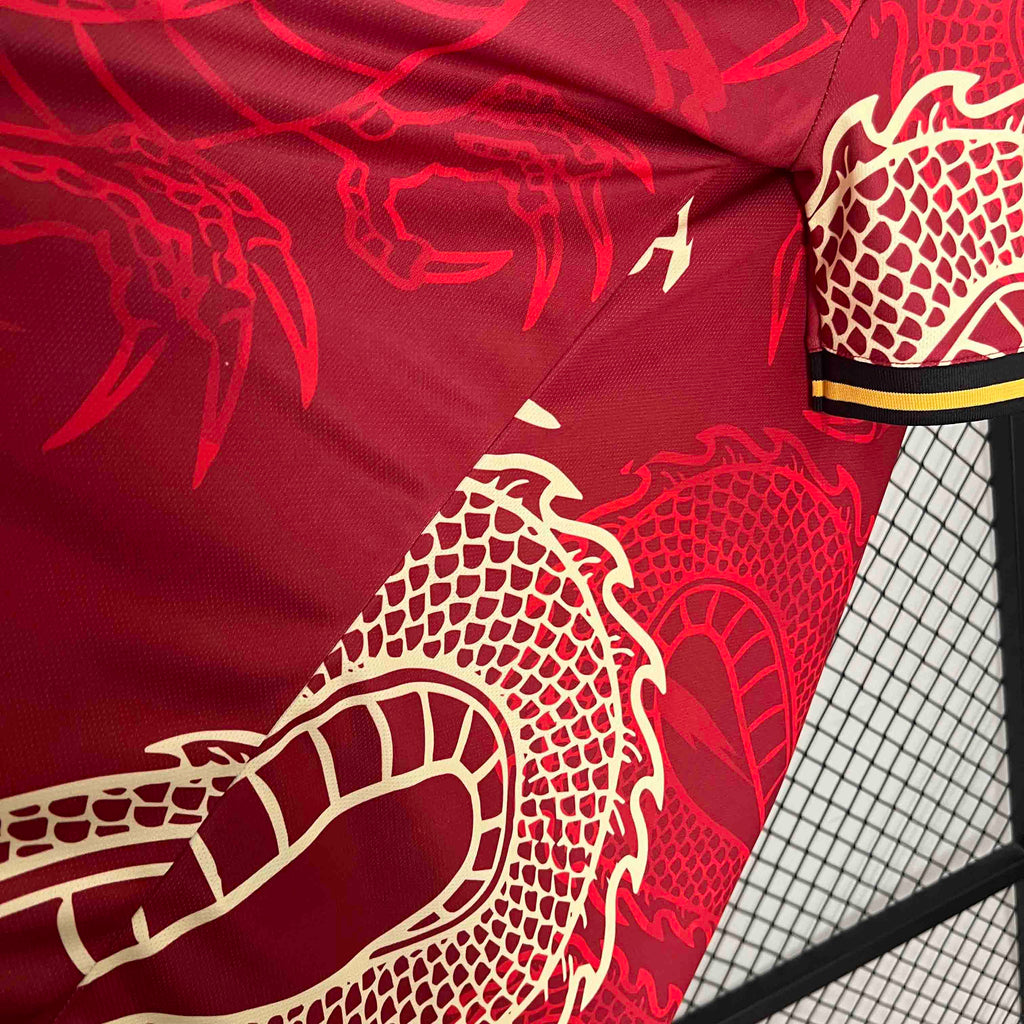 2024/25 Maillot Real Madrid Concept Dragon Rouge