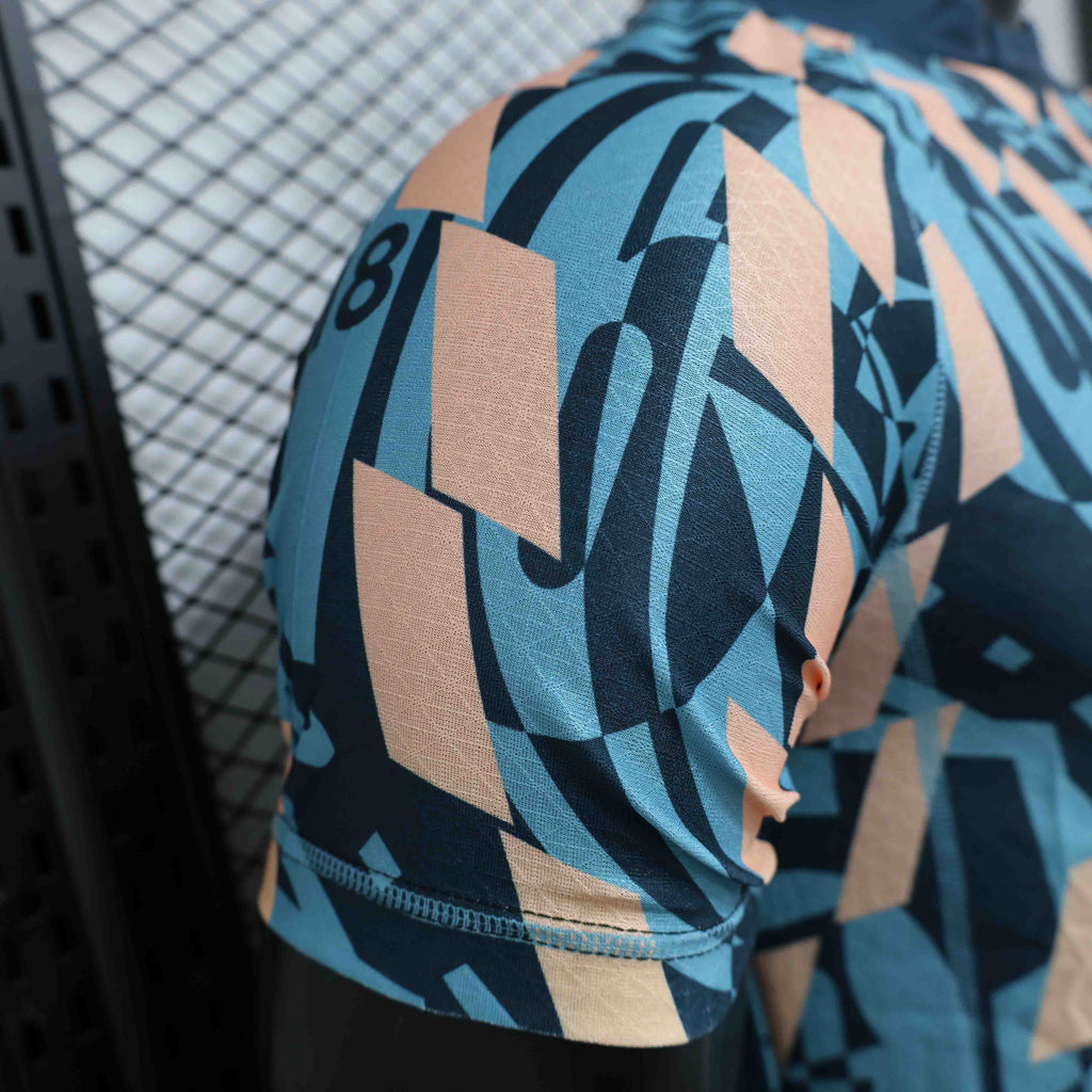 24-25 Manchester City Blue Retro Style Special Edition Shirt