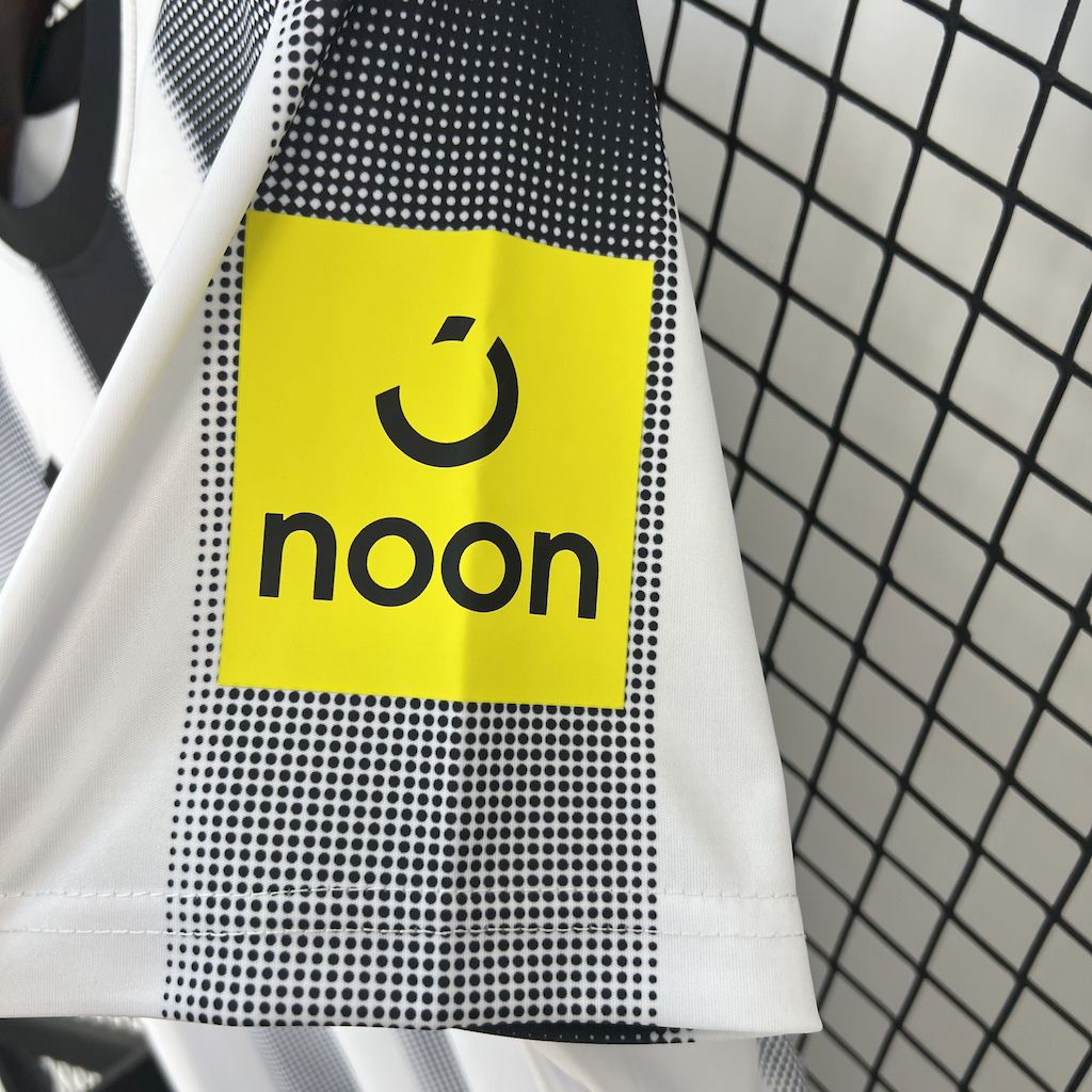 Maillot Newcastle Domicile 25/26